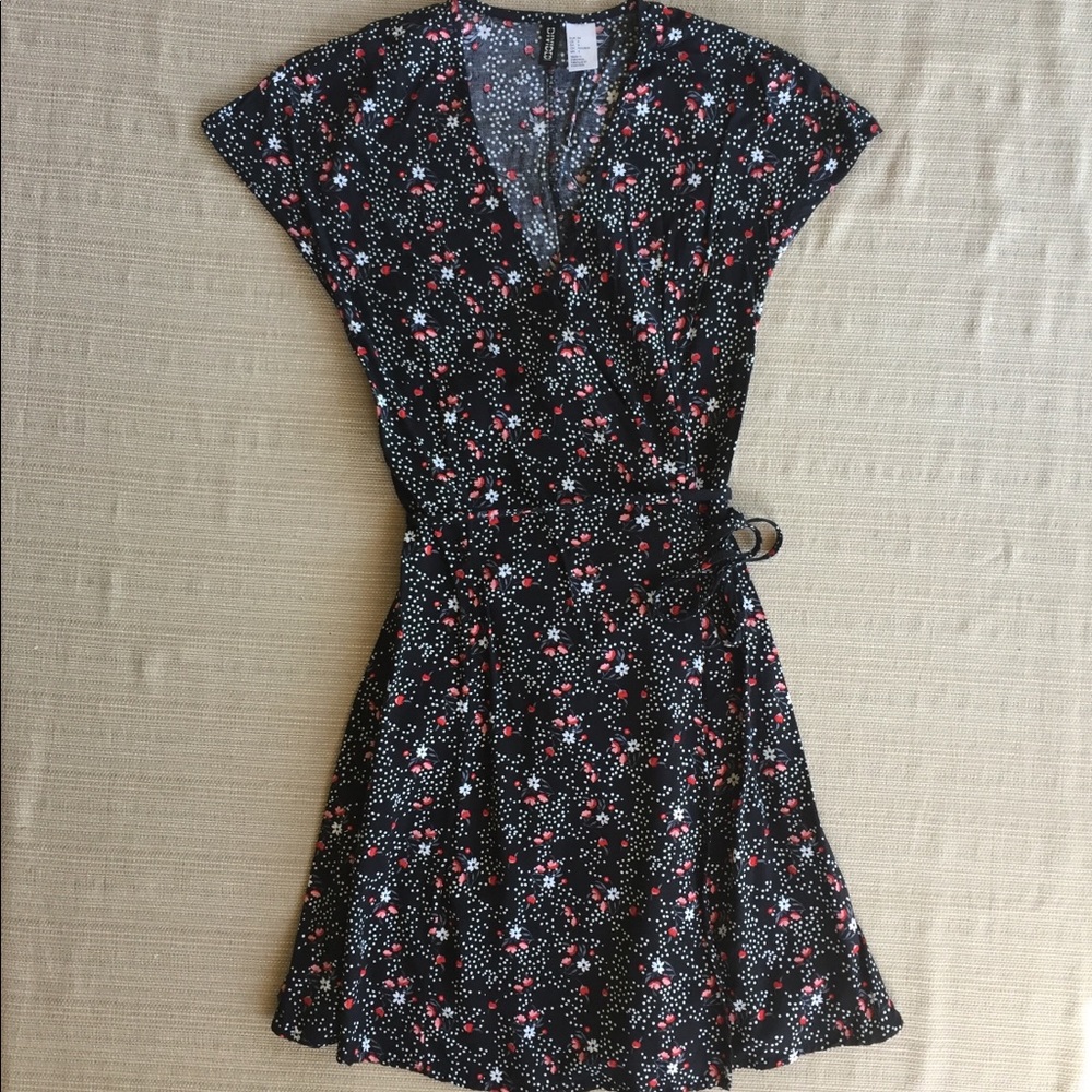 H&M Floral Wrap Dress, 4